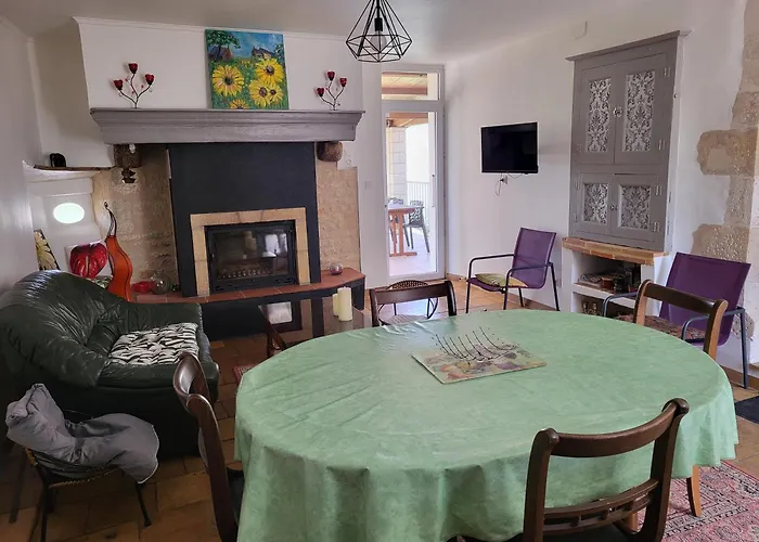 Maison De Louna Apartment