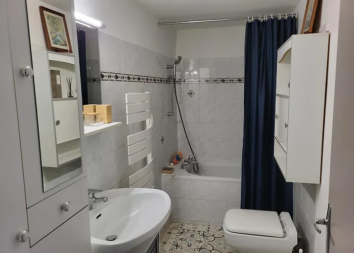 Maison De Louna 1er Etage *